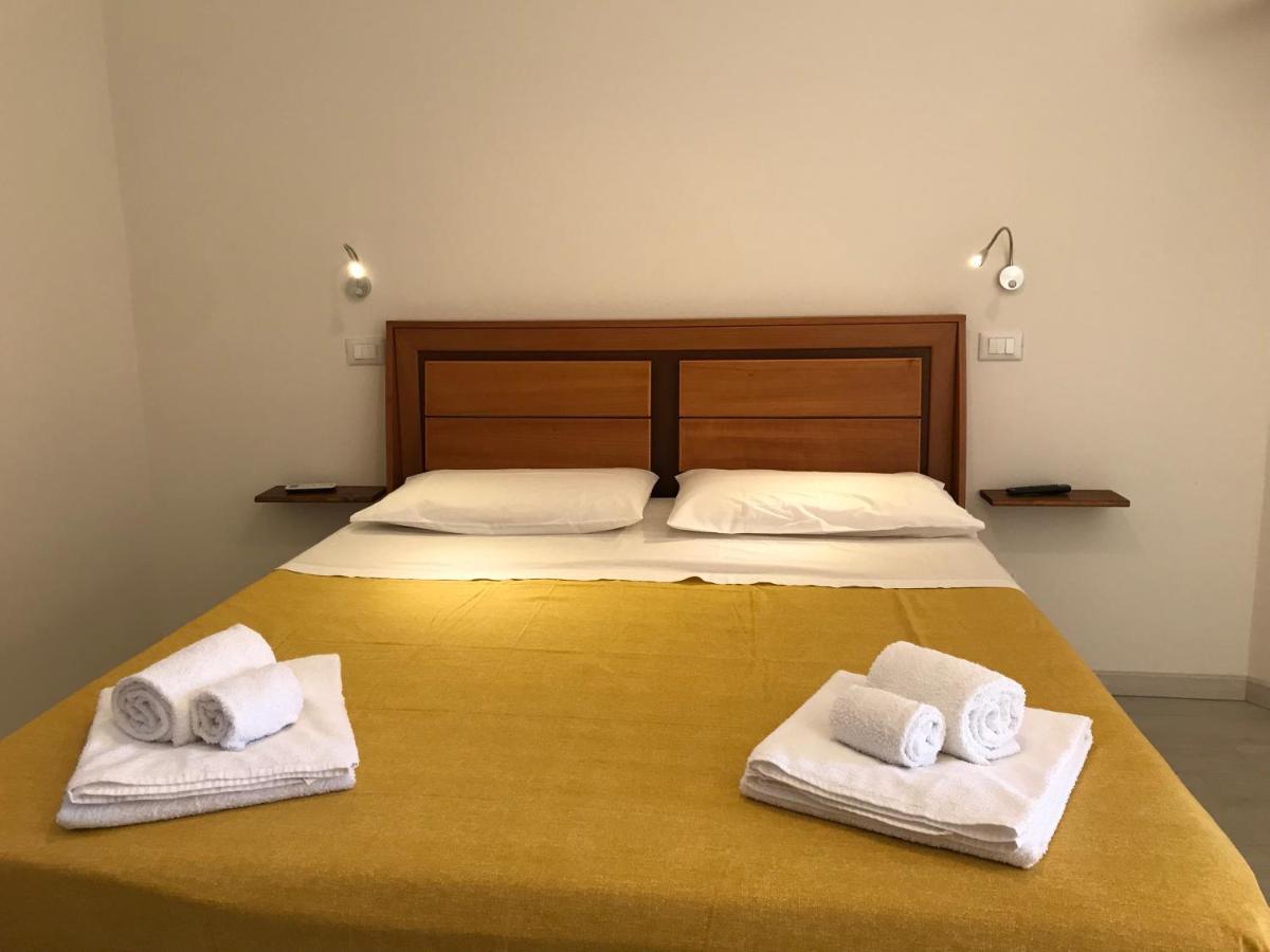 Le Camere Di Don Vito Noto Bagian luar foto